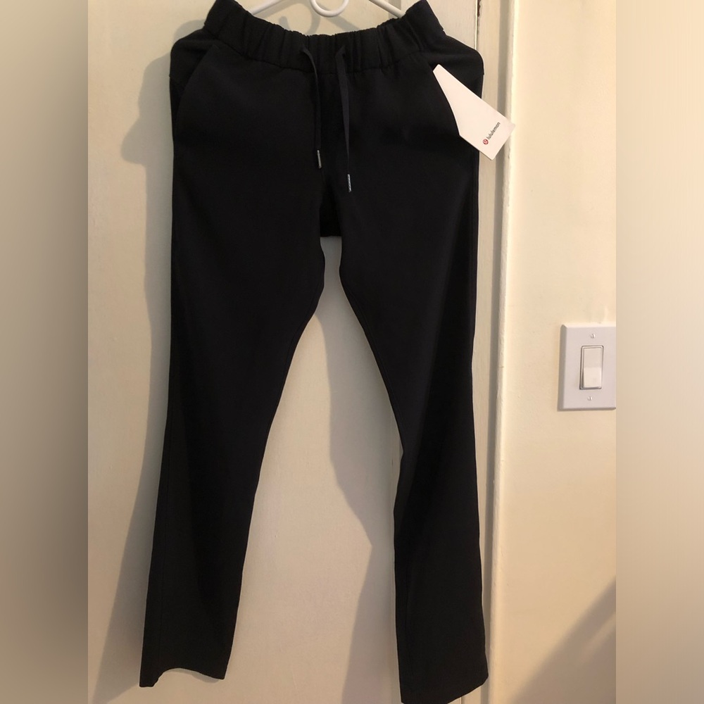New Lululemon black Pants .